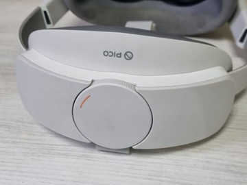 Б/в Окуляри віртуальної реальності Pico 4 8/128gb 01-200966047