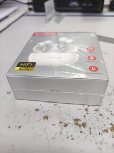 Б/у Навушники Titanium tws earbuds 01-200972100