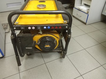 Б/в Генератор Hipower hp10000e 01-200973880