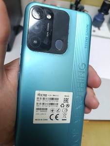 Б/у Мобільний телефон Tecno spark 8c kg5k 4/128gb 01-200976620