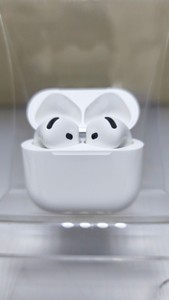 Б/в Навушники Apple airpods 4 01-200990149