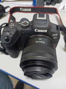 Б/у Фотоаппарат Canon eos r7 + rf 35mm f/1.8 is macro stm 01-200996895
