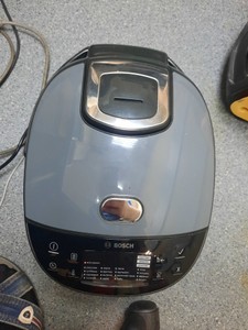 Б/в Мультиварка Bosch muc22b42ru 01-201012266