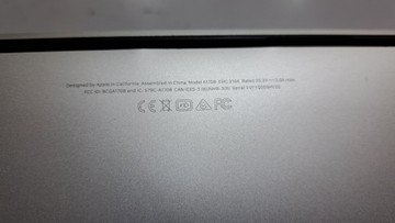 Б/в Ноутбук Apple macbook pro a1708 13,3" core i7 2,5ghz/ram16gb/ssd256gb/intel iris plus graphics 640 01-201030454