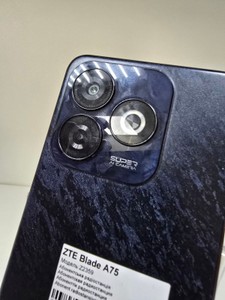 Б/в Мобільний телефон Zte blade a75 4/128gb 01-201048391