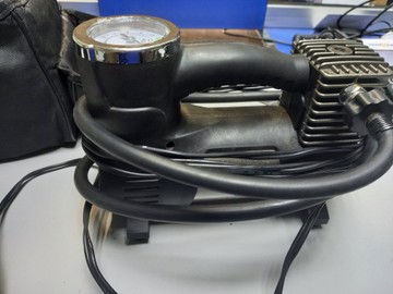 Б/у Автомобильный компрессор Uragan 90210 01-201048298