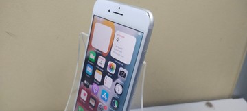 Б/в Мобільний телефон Apple iphone 7 32gb 01-201056192