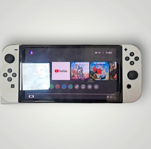 Б/у Игровая приставка Nintendo switch oled 01-201108449