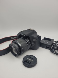 Б/в Фотоапарат Canon eos 2000d / ef-s 18-55mm f/3.5-5.6 is ii 01-201062870