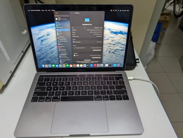 Б/в Ноутбук Apple macbook pro a1989 13,3" core i5 2,3 ghz/ram 16gb/ssd 256gb/intel iris plus graphics 655 01-201101604