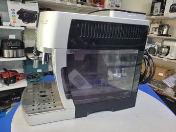 Б/в Кавоварка Delonghi ecam 22.320 01-201062442