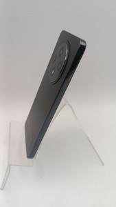 Б/у Мобільний телефон Oppo reno12 fs 4g 8/512gb cph2687 01-201064398