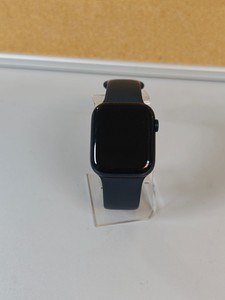 Б/в Смарт-годинник Apple watch series 8 gps 45mm aluminum case 01-201138241