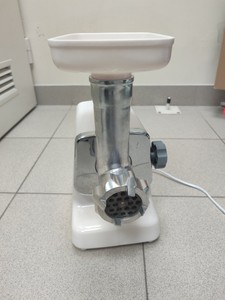 Б/в М`ясорубка Elekta emg-650 01-201138133