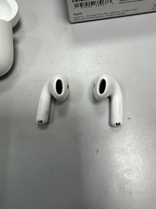 Б/в Навушники Apple airpods 4 01-201163648