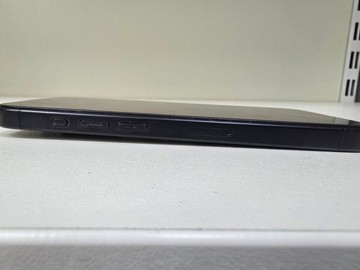 Б/в Мобільний телефон Apple iphone 15 pro 128gb 01-201171657