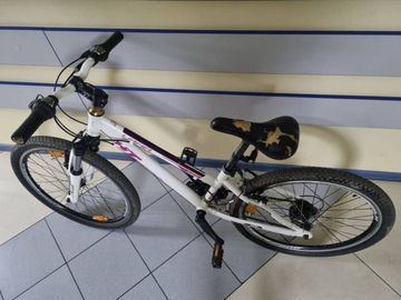 01-200321025: Lara xcl /24