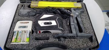 01-200460049: Laserliner autocross-laser 2 pro