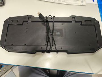 01-200520800: Trust gxt 830-rw avonn gaming keyboard