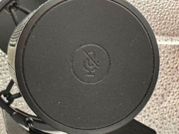 01-200548967: Gamepro ugm105b