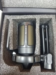 01-200541457: Fifine ampligame a6vw