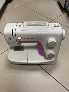 01-200747408: Singer simple 3223