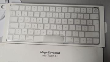 01-200773964: Apple magic keyboard with touch id for mac models with apple silicon usb-c