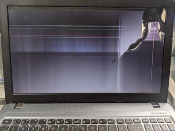 01-200261484: Asus єкр. 15,6/ celeron n4000 1,1ghz/ ram4gb/ hdd500gb/video uhd600