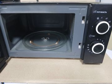 Б/у Микроволновая печь Grunhelm 20mx711-b 01-200807980