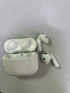 Б/в Навушники Apple airpods 4 01-200809255