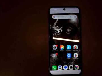 Б/в Мобільний телефон Infinix smart 9 3/64gb 01-200815462