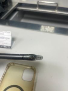 Б/в Мобільний телефон Apple iphone 11 64gb 01-200833802