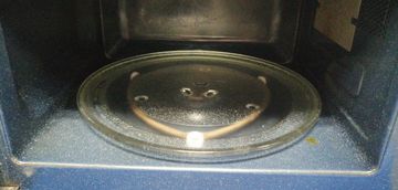 Б/в Мікрохвильова піч Samsung ge83krw 01-200848459