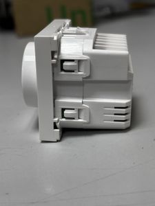 Б/у Поворотный светорегулятор Schneider Electric nu351418 01-200850996
