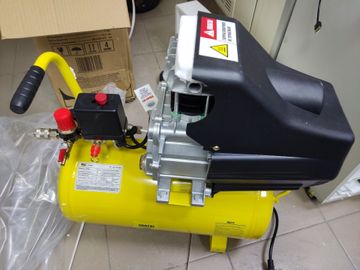 Б/у Компрессор Werk bm-2t24n 01-200855124