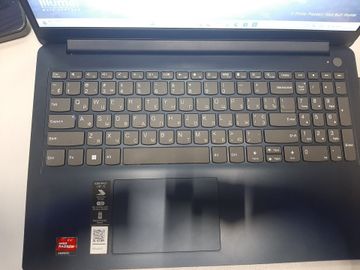 Б/в Ноутбук Lenovo 15/ryzen 5 7520u ddr5/8gb ddr5/hdd *відсутній/ssd 256 gb/*інтегрована 01-200859771