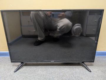 Б/у Телевизор Bravis led-32e2000 01-200868994