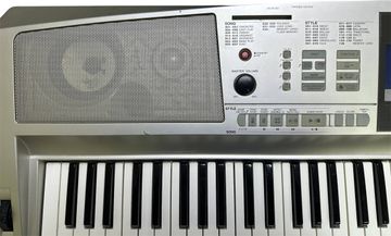 Б/в Синтезатор Yamaha portable grand dgx-305 01-200880562
