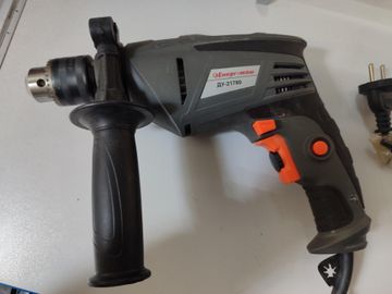 Б/у Дрель ударная Энергомаш ду-21780 01-200886911