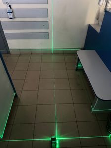 Б/в Лазерний нівелір Sndway sw-333g 01-200896869