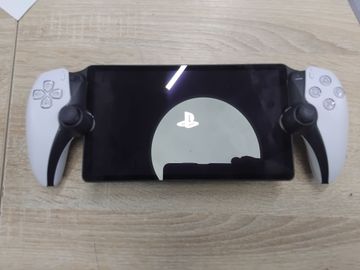 Б/в Ігровий джойстик Sony playstation portal 01-200907387