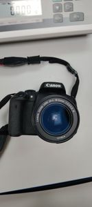 Canon eos 750d ef-s 18-55mm f/3,5-5,6 dc iii