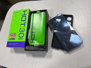Б/у Мобільний телефон Infinix hot 30i x669d 4/128gb 01-200902977