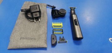 Б/у Триммер электрический Philips oneblade qp6551/15 01-200923614