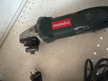 Б/у Угловая шлифмашина Metabo we 9-125 quick 01-200886661