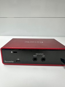 Б/в Аудіо інтерфейс Focusrite scarlett solo studio 3rd gen 01-200941155