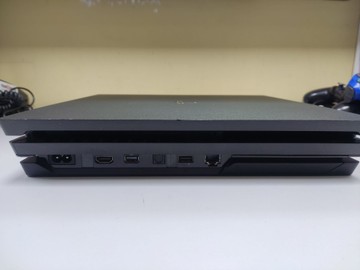 Б/в Ігрова приставка Sony playstation 4 pro 1tb 01-200966107