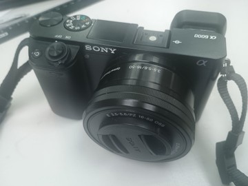 Б/в Фотоапарат Sony alpha a6000 / selp1650 e pz 16-50mm f/3,5-5,6 oss 01-201041060
