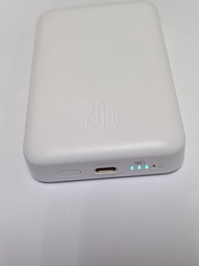 Б/у Повербанк Baseus magnetic wireless charging power bank 10000mah 20w ppcxm10 01-201101713