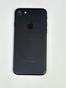 Б/в Мобільний телефон Apple iphone 7 32gb 01-201171961